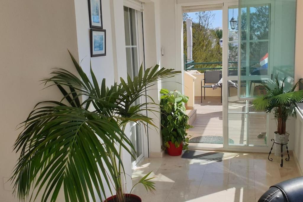 Luxury Penthouse With Sea&Mountain Views & Hot Tub - Tranquility & Rest Apartment Benalmádena Exterior photo